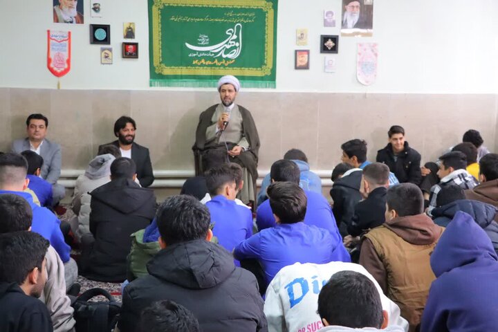 تصاویر/ حضور امام جمعه اسلامشهر در جشن دانش آموزان به مناسبت ولادت امام زمان(عج)