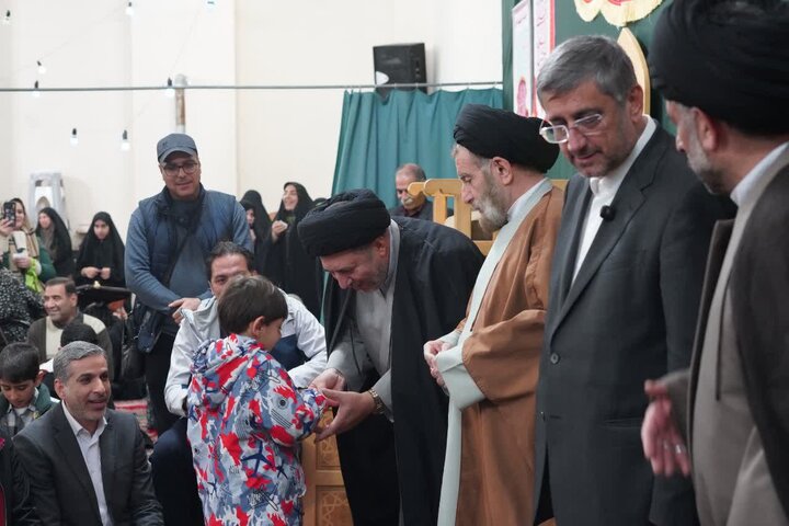 مراسم جشن نیمه شعبان در مسجد صاحب الزمان(عج)خرم آباد