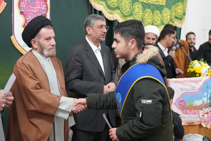 مراسم جشن نیمه شعبان در مسجد صاحب الزمان(عج)خرم آباد