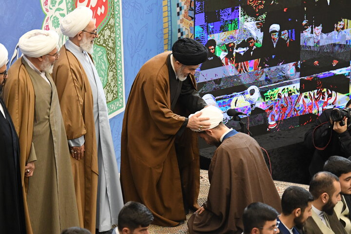 تصاویر/ آیین عمامه گذاری طلاب ارومیه