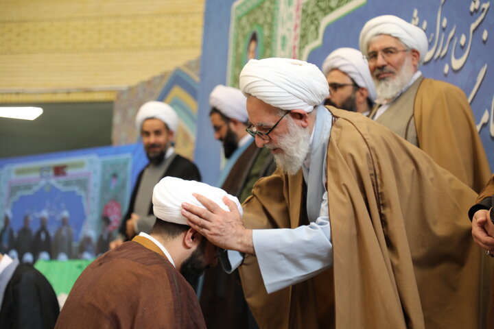 تصاویر/ آیین عمامه گذاری طلاب ارومیه