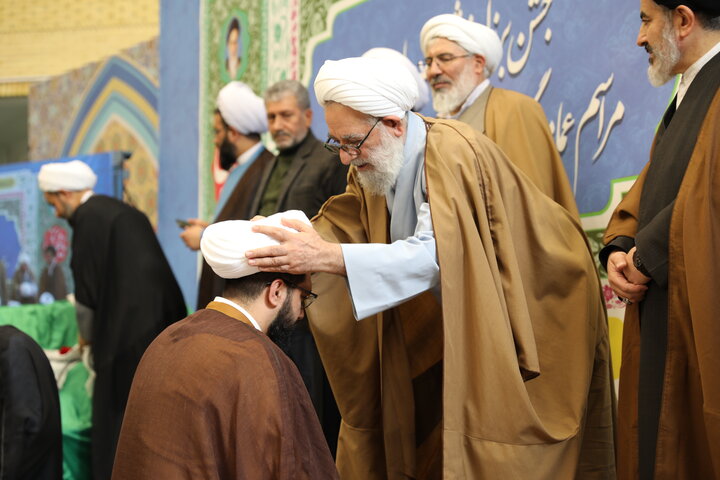 تصاویر/ آیین عمامه گذاری طلاب ارومیه