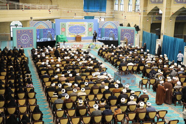 تصاویر/ آیین عمامه گذاری طلاب ارومیه