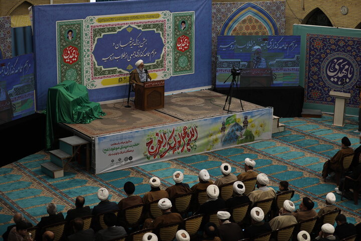 تصاویر/ آیین عمامه گذاری طلاب ارومیه