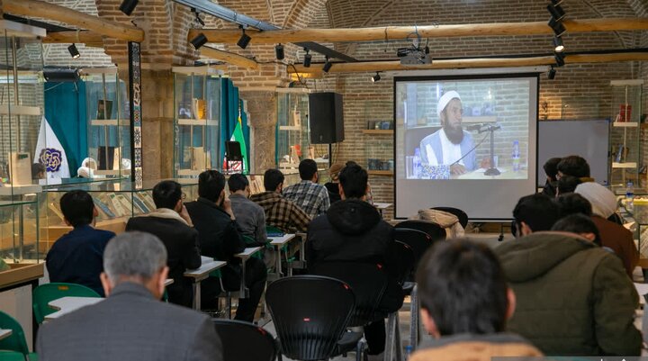 تصاویر/ نشست هم اندیشی تخصصی با موضوع بررسی اندیشه مهدویت در مذاهب اسلامی به همت مدرسه علمیه مروی