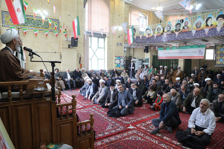 تصاویر / مراسم جشن نیمه شعبان در مدرسه علمیه آیت الله آخوند(ره)