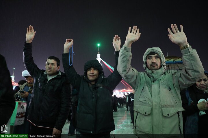 أجواء إيمانية خاصة في مسجد جمكران المقدس ليلة النصف من شعبان