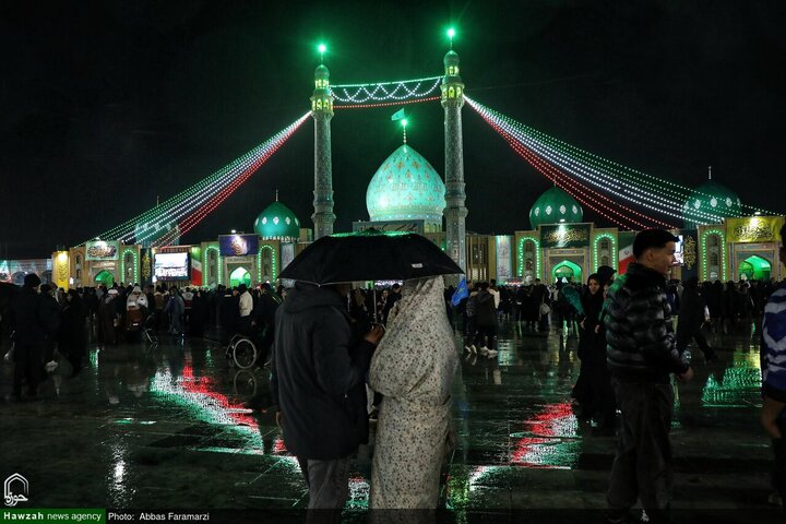 أجواء إيمانية خاصة في مسجد جمكران المقدس ليلة النصف من شعبان