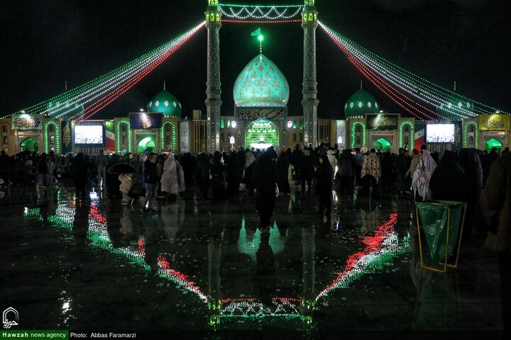 أجواء إيمانية خاصة في مسجد جمكران المقدس ليلة النصف من شعبان