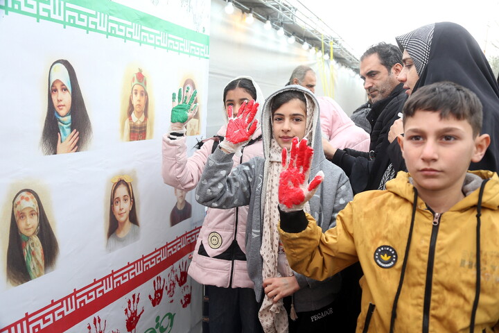 تصاویر/ حال و هوای مسجد مقدس جمکران در روز عید نیمه شعبان