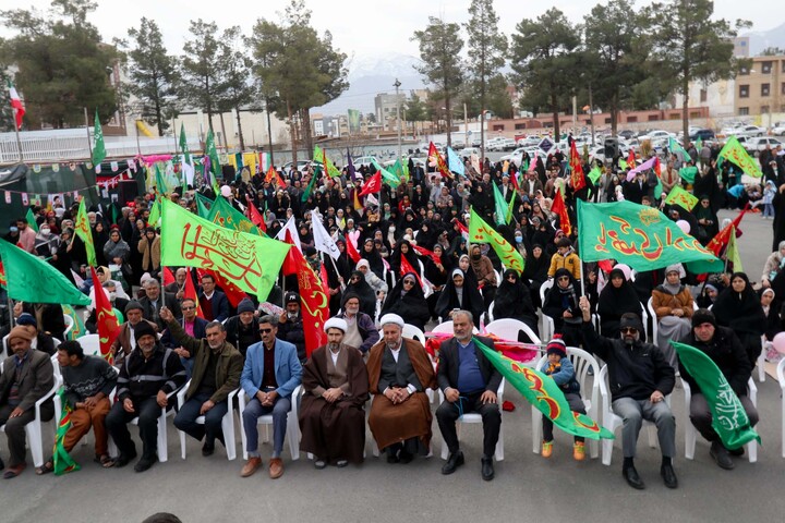 تصاویر| جشن منتظران ظهور در بیرجند