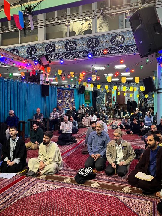 تصاویر/ جشن ولادت امام زمان(عج) در مقابل مدرسه علمیه امیرالمومنین(ع)