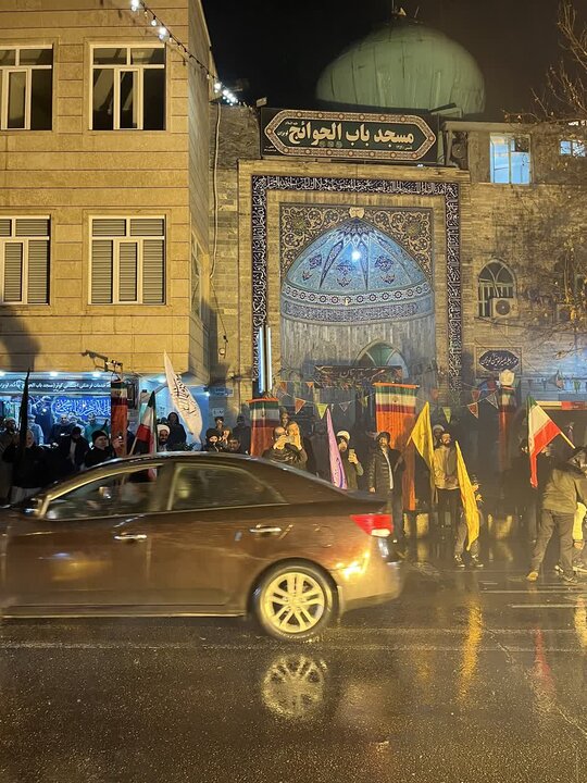 تصاویر/ جشن ولادت امام زمان(عج) در مقابل مدرسه علمیه امیرالمومنین(ع)
