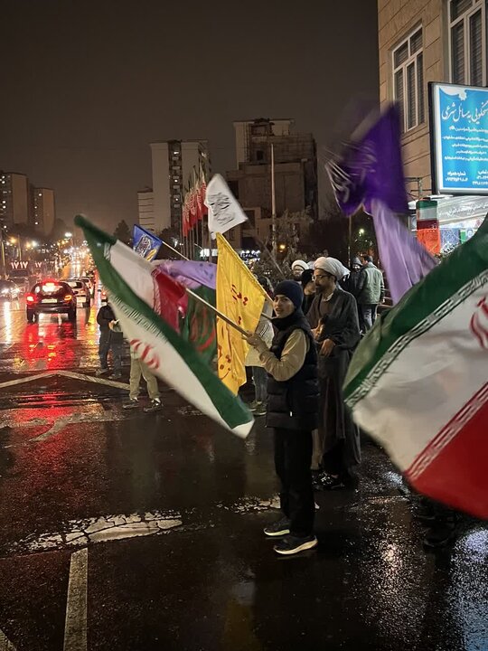 تصاویر/ جشن ولادت امام زمان(عج) در مقابل مدرسه علمیه امیرالمومنین(ع)