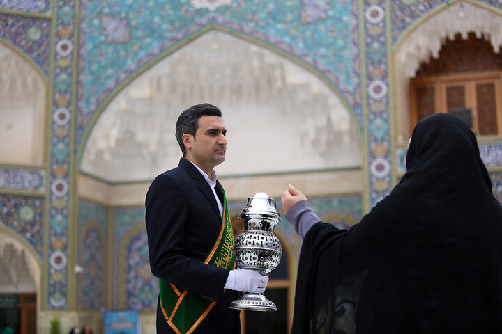 حال و هوای زیبای حرم بانوی کرامت در سالروز ولادت امام زمان(عج)