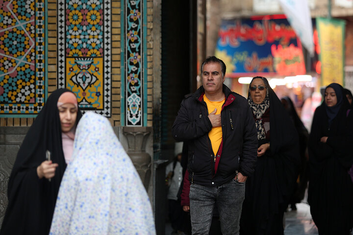 حال و هوای زیبای حرم بانوی کرامت در سالروز ولادت امام زمان(عج)