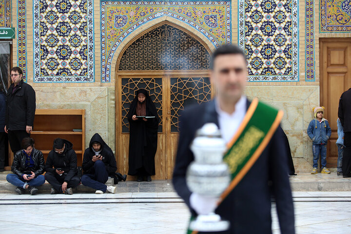 حال و هوای زیبای حرم بانوی کرامت در سالروز ولادت امام زمان(عج)