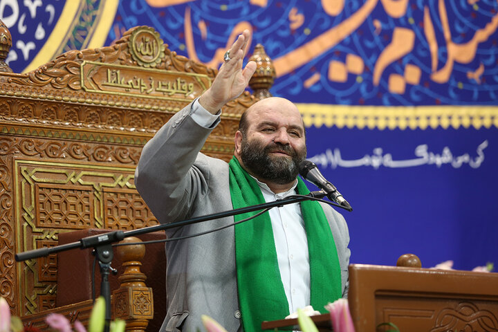 جشن سالروز ولادت منجی عالم بشریت در حرم قم