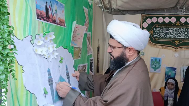 تصاویر/ حضور امام جمعه پاکدشت در جشن‌ نیمه شعبان