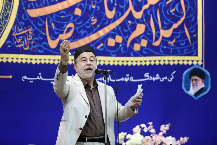 جشن شام میلاد حضرت مهدی (عج) در حرم بانوی کرامت برگزار شد