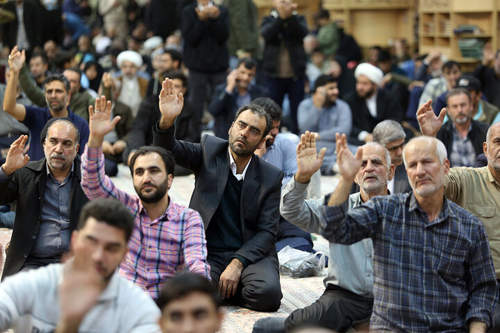 جشن شام میلاد حضرت مهدی (عج) در حرم بانوی کرامت برگزار شد