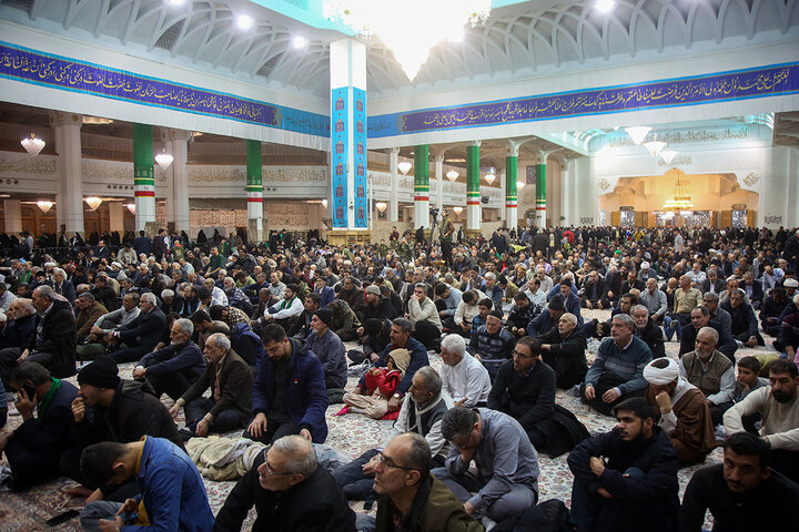 جشن شام میلاد حضرت مهدی (عج) در حرم بانوی کرامت برگزار شد