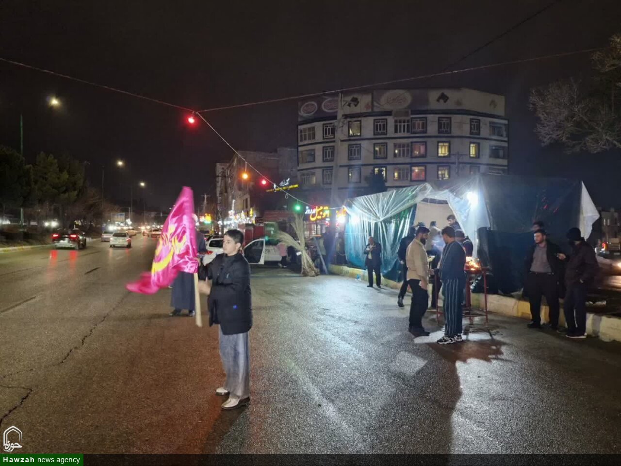 یاسوج در عطر نیمه‌شعبان؛ موکب حوزه علمیه امام علی‌بن‌موسی‌الرضا(ع) میزبان مردم شد