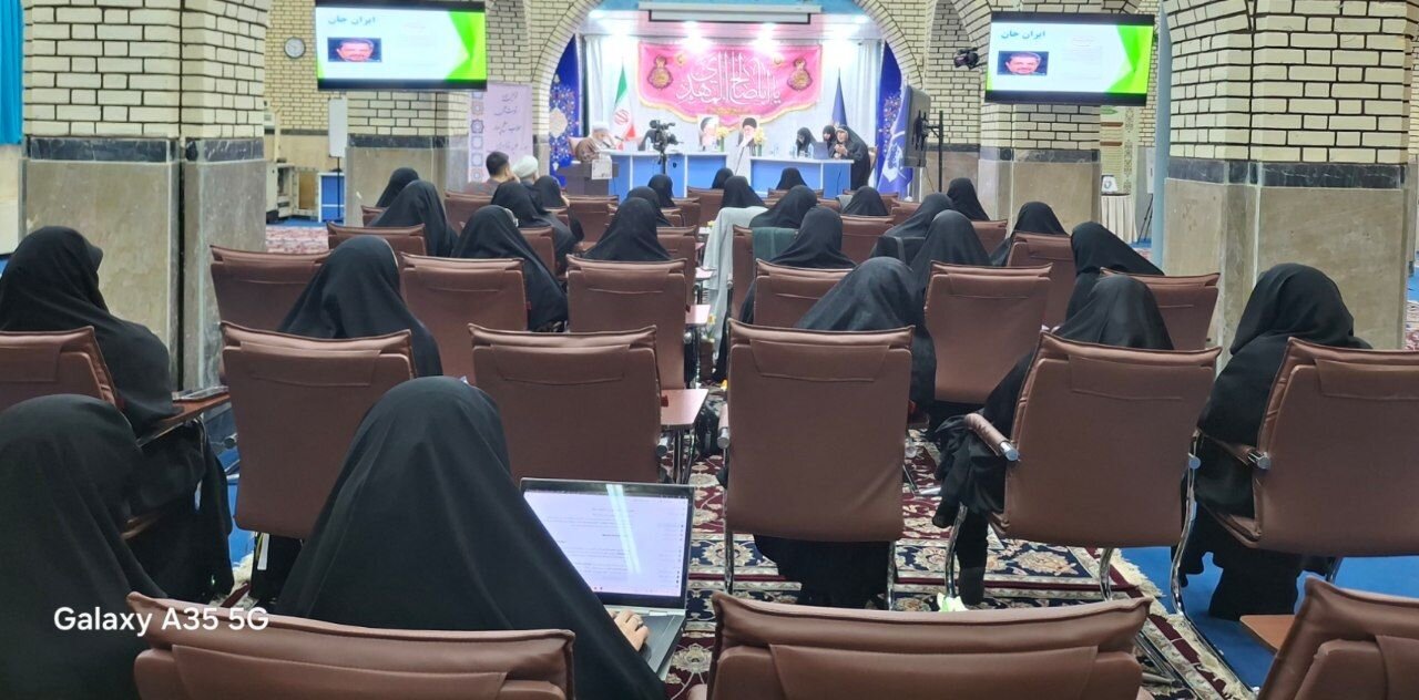 رقابت علمی سطح چهار طلاب خواهر