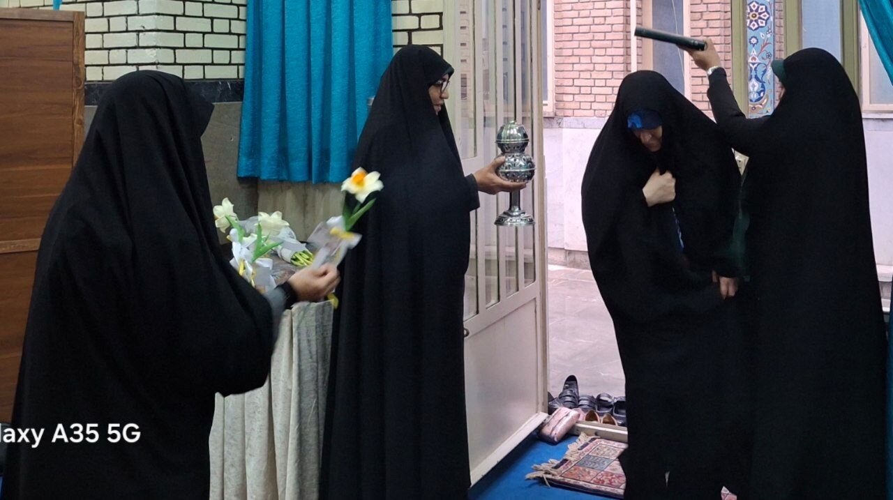 رقابت علمی سطح چهار طلاب خواهر