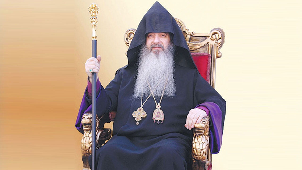 «انتظار منجی موعود» محور وحدت ادیان توحیدی است+فیلم