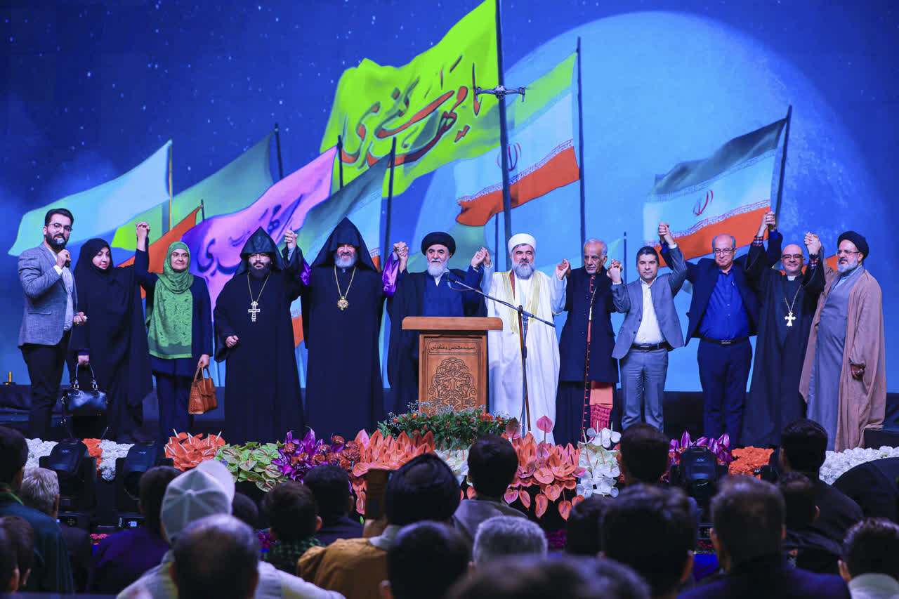 شب امید بشر؛ نمایندگان ادیان الهی در جشن میلاد منجی