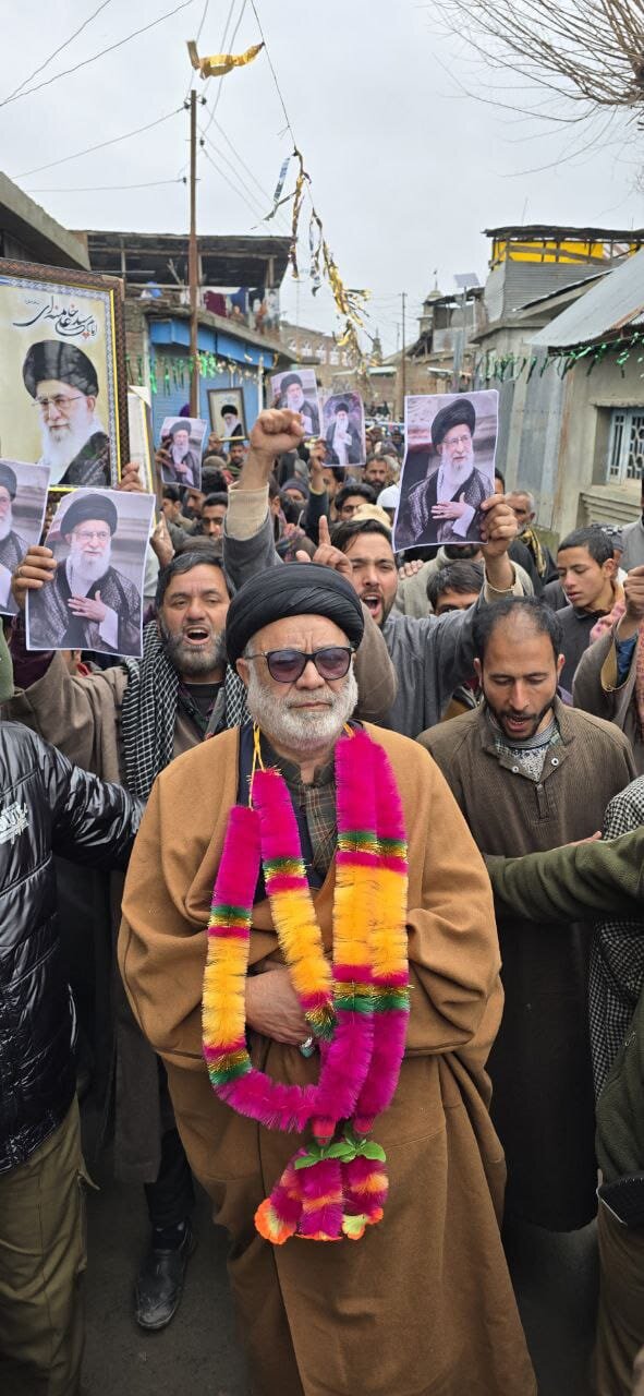 जम्मू कश्मीर में इमाम-ए- ज़माना का भव्य जश्न: सुप्रीम लीडर दबे-कुचले देशों के लिए उम्मीद की आखिरी किरण और घमंड के खिलाफ प्रतिरोध की एक मजबूत दीवार हैं, आगा सैयद हसन