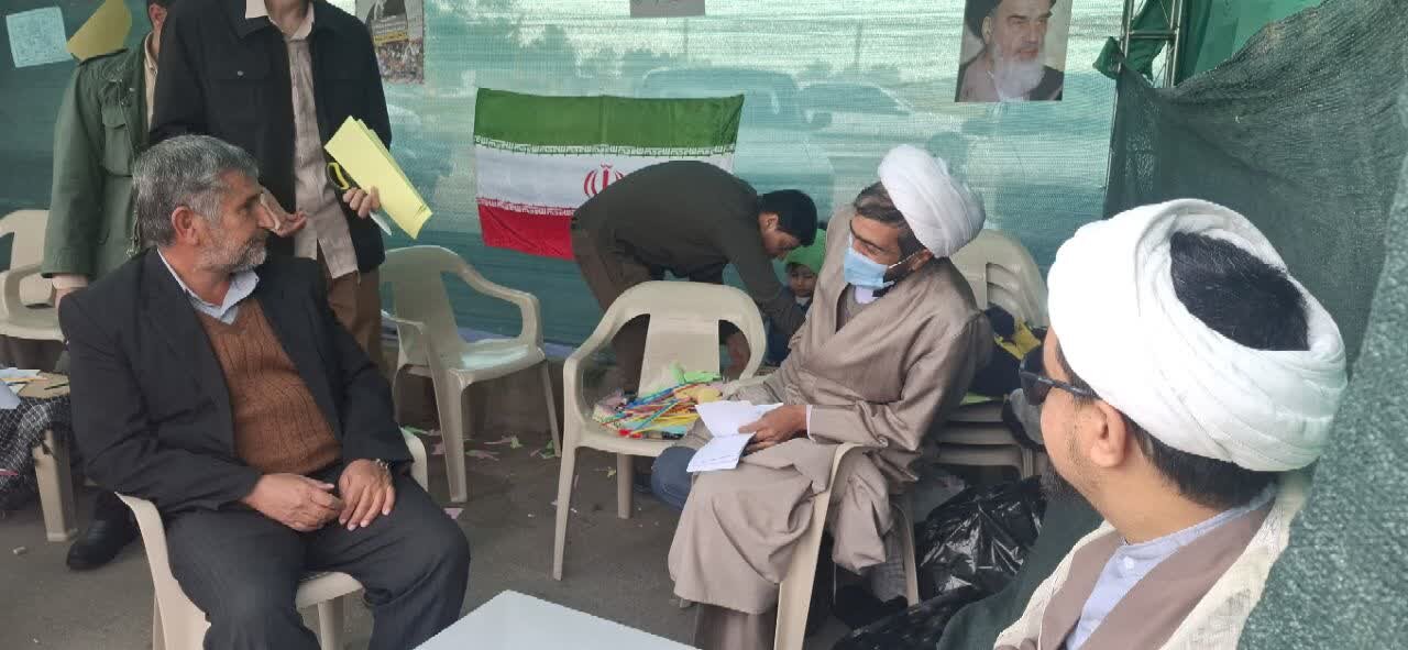 موکب فرهنگی حوزه علمیه جعفریه زرند به مناسبت نیمه‌شعبان با اجرای برنامه‌های مهدوی و استقبال مردم برپا شد.