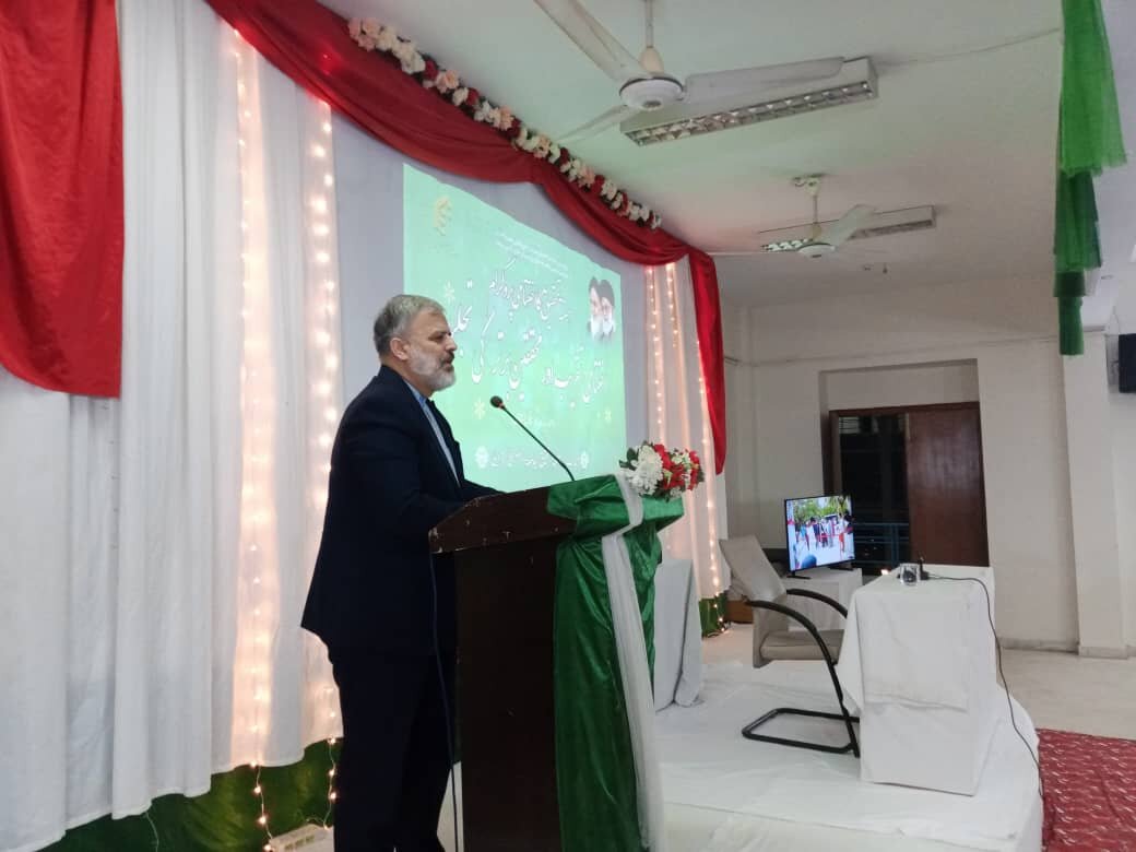 کراچی پاکستان میں ہفتۂ تحقیق کی اختتامی تقریب؛ علماء و محققین کی تجلیل