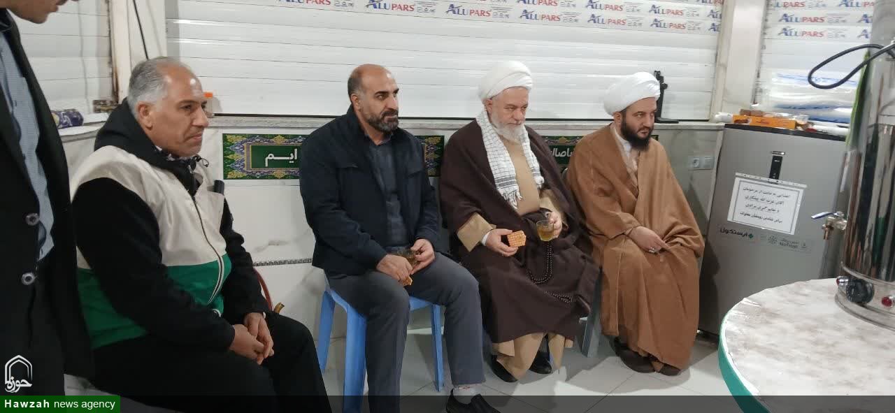 حضورامام جمعه اسدآباد در ایستگاه های صلواتی