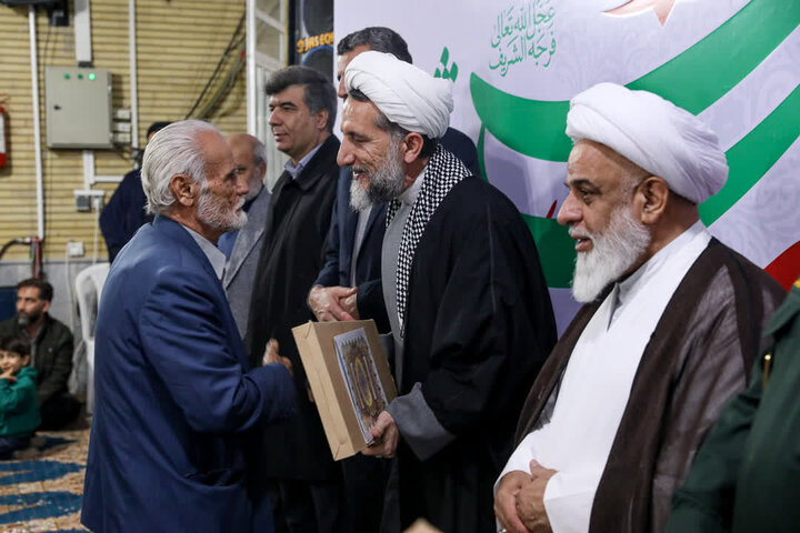 تصاویر / حضور امام جمعه قزوین در مراسم جشن نیمه شعبان در قزوین وآبیک