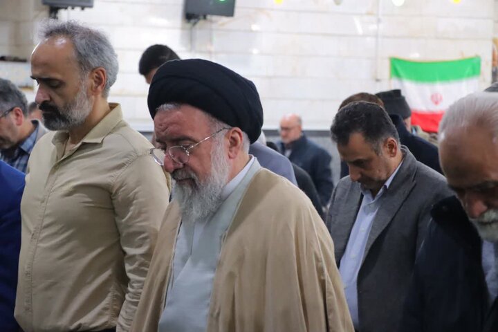 تصاویر/ شرکت آیت‌الله خاتمی در جشن بزرگ نیمه شعبان و بیعت با صاحب الزمان(عج) در اسلامشهر