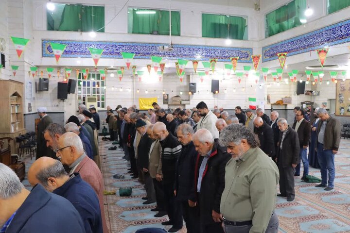 تصاویر/ شرکت آیت‌الله خاتمی در جشن بزرگ نیمه شعبان و بیعت با صاحب الزمان(عج) در اسلامشهر