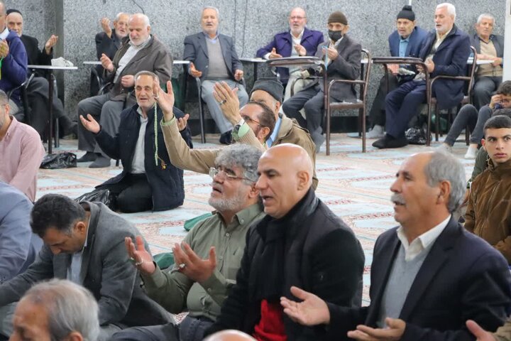 تصاویر/ شرکت آیت‌الله خاتمی در جشن بزرگ نیمه شعبان و بیعت با صاحب الزمان(عج) در اسلامشهر