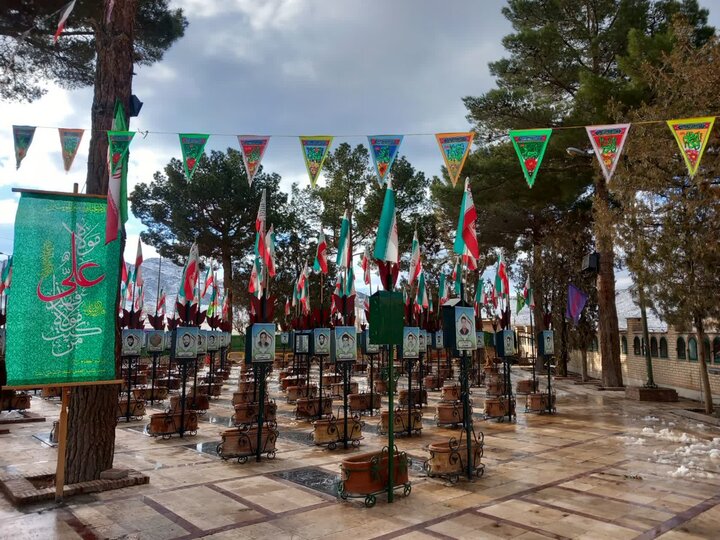 تصاویر/ادای احترام به مقام شامخ شهدا در  شهرستان نراق