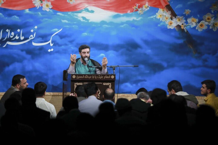 تصاویر|مراسم احیاء و مناجات شب نیمه شعبان فدائیان حسین