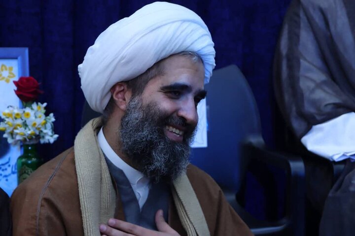 تصاویر/ مراسم عمامه گذاری طلاب حوزه علمیه آیت الله حق شناس و آیت الله مجتهدی