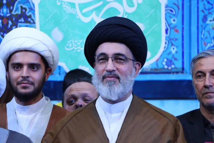 تصاویر/ مراسم عمامه گذاری طلاب حوزه علمیه آیت الله حق شناس و آیت الله مجتهدی