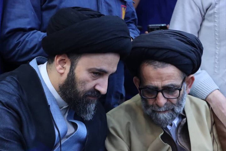 تصاویر/ مراسم عمامه گذاری طلاب حوزه علمیه آیت الله حق شناس و آیت الله مجتهدی