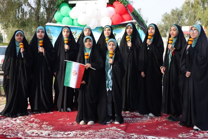 تصاویر/ جشن پیروزی انقلاب و میلاد امام زمان(عج) در عالیشهر