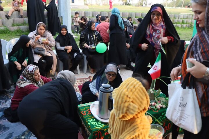 تصاویر/ جشن پیروزی انقلاب و میلاد امام زمان(عج) در عالیشهر