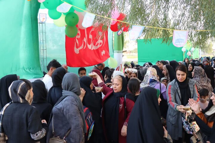 تصاویر/ جشن پیروزی انقلاب و میلاد امام زمان(عج) در عالیشهر
