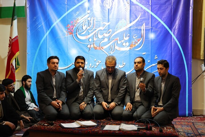 تصاویر/ آیین عمامه گذاری طلاب آذربایجان شرقی