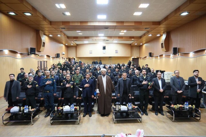 تصاویر / / مراسم تجلیل از حامیان امنیت فراجا در همدان