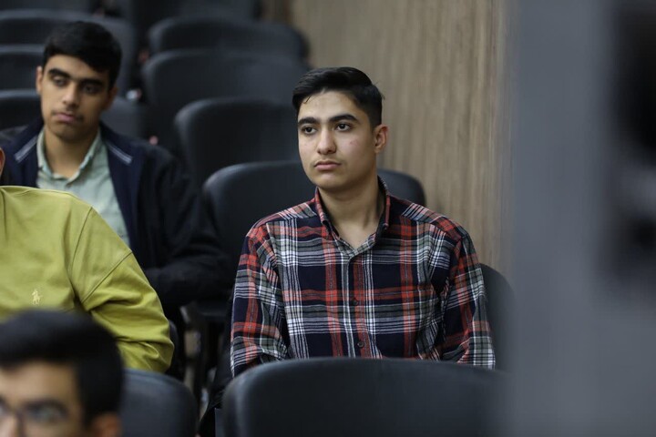 تصاویر/  برگزاری جلسه جدال روایت ها در جنگ ترکیبی